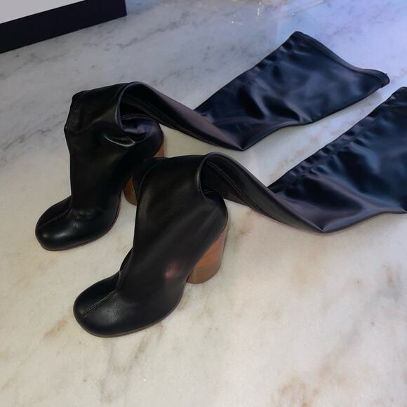 Burberry Black Faux Leather Thigh High Sock Boot with Wooden Circular Block Heel - Picture 8 of 14